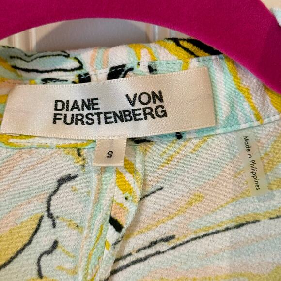 Vintage Diane von Furstenberg Pastel Swirl Dress Size S - Picture 7 of 8